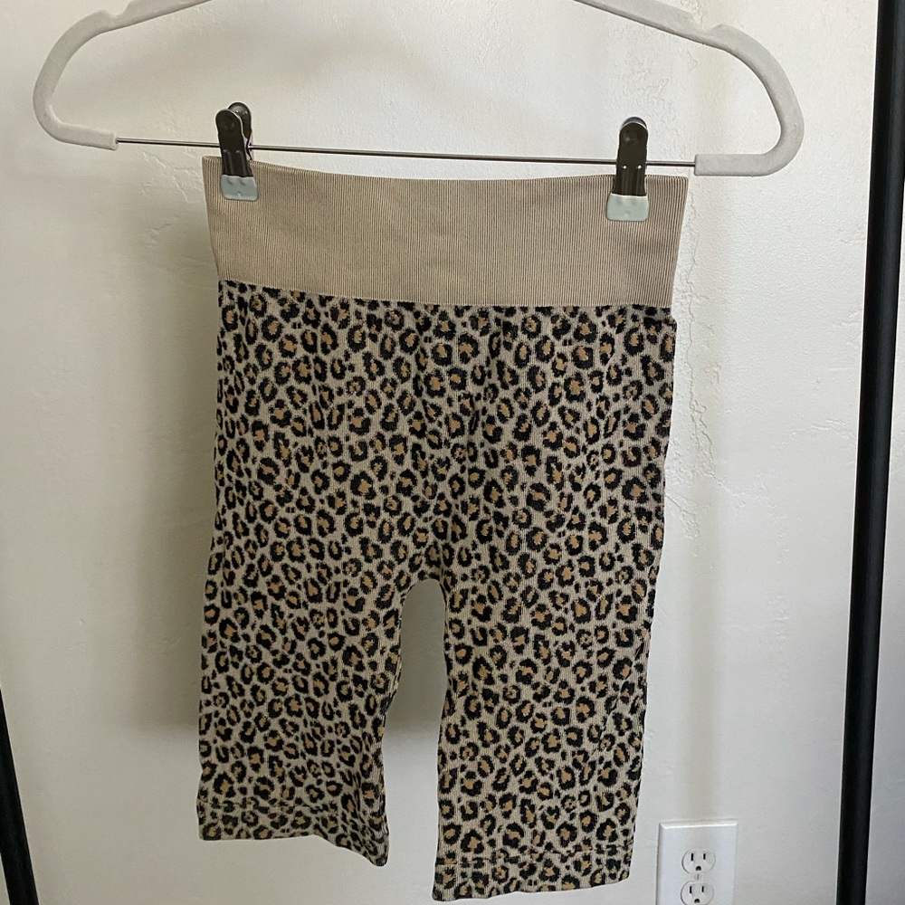 Cheetah Set - Picture 4 of 5